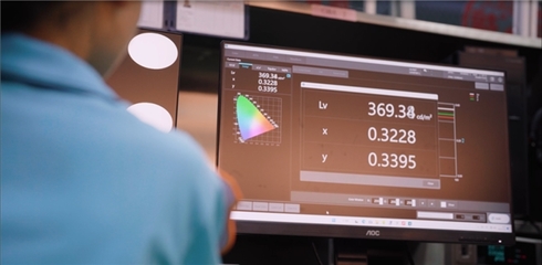 精研視訊，匠心智造 AOC商用顯示器榮膺2024年度政府采購顯示器優選品牌獎